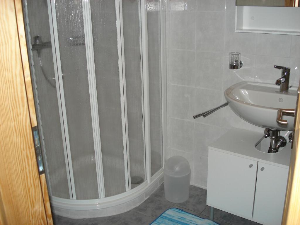 Ferienwohnung Rustico Pacifico Brontallo Zimmer foto